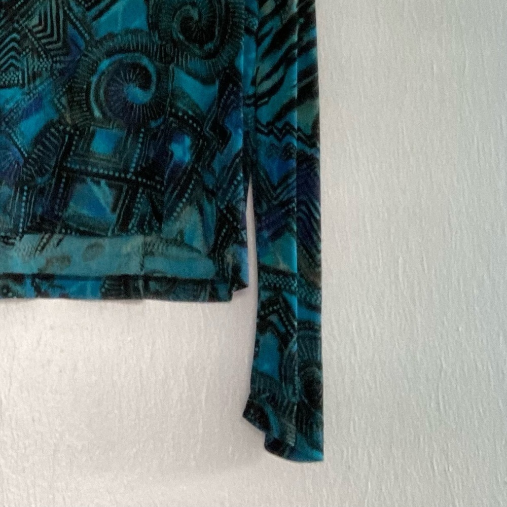 Chico Blue Abstract Geometric Long Sleeve Semi Sheer Stretch Top Black 1 M - Picture 4 of 5